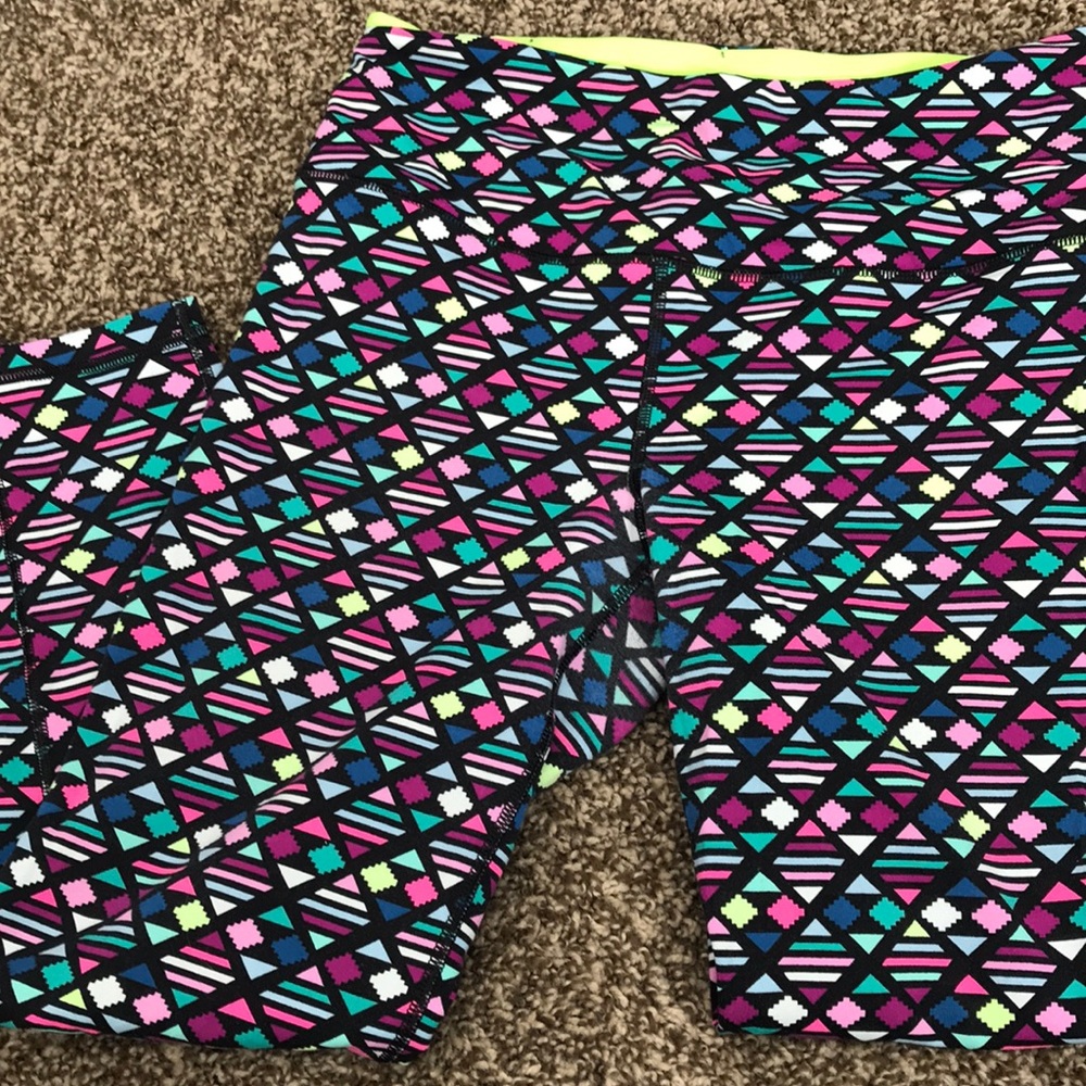 VS geometric active leggings